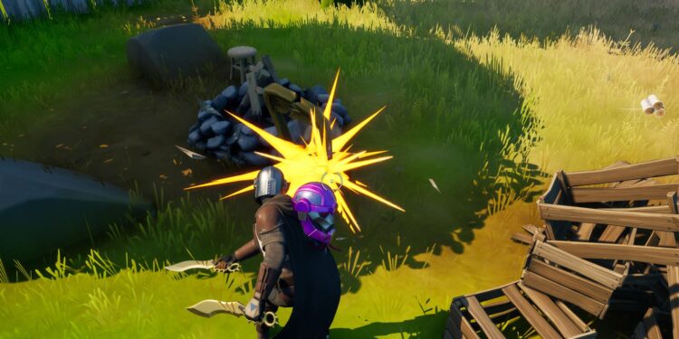 Fortnite destroy sofas, beds or chairs