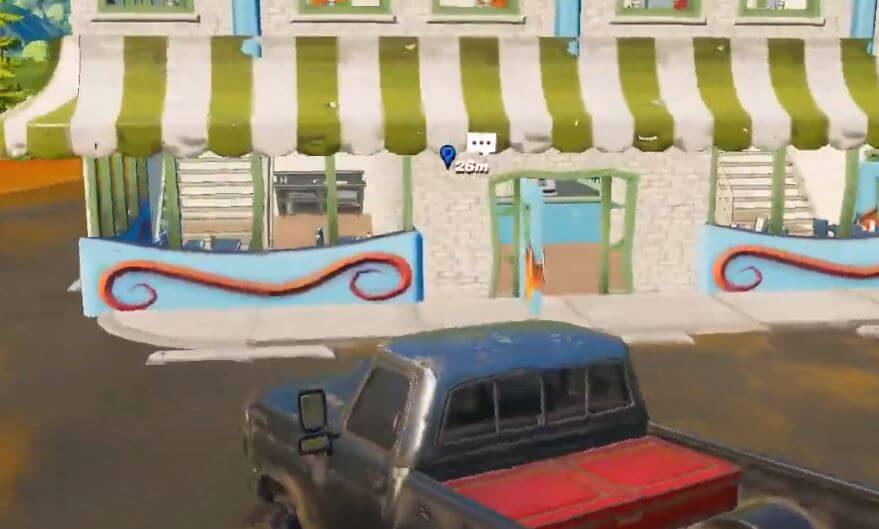 Drive from Durrr Burger to Pizza Pit without exiting a vehicle