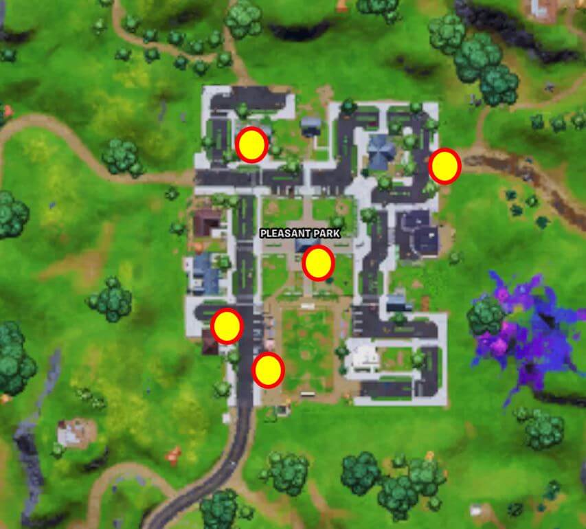 Fortnite Welcome Signs in Pleasant Park