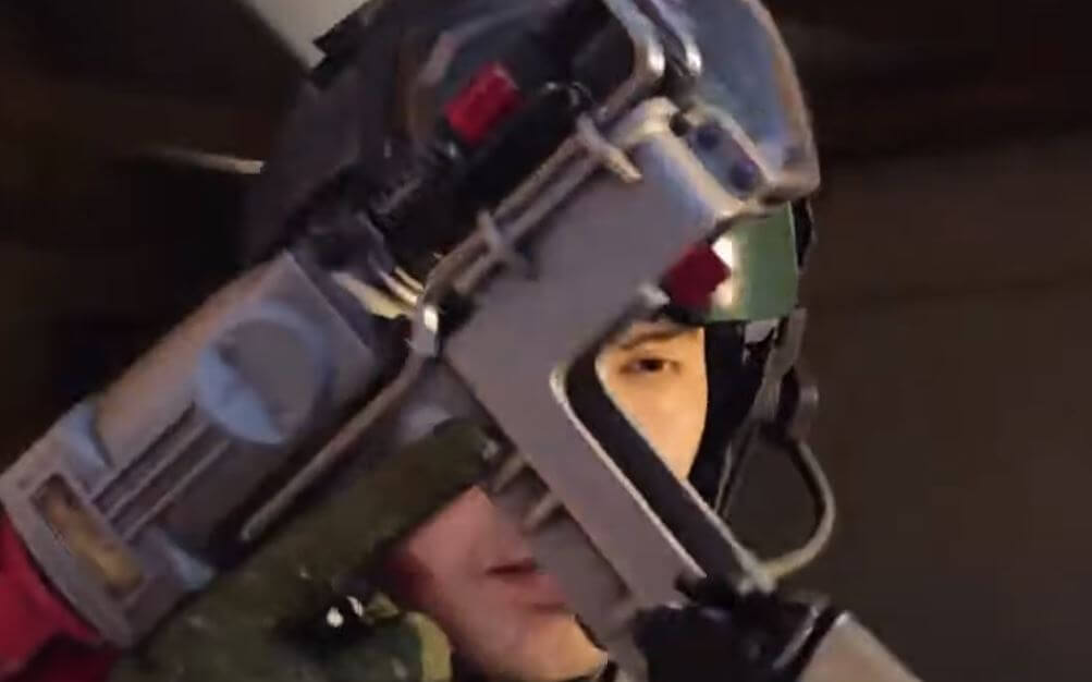 What are special weapons in Warzone